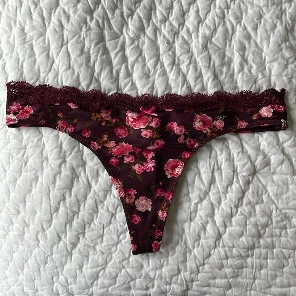 VS Dream Angels Thong